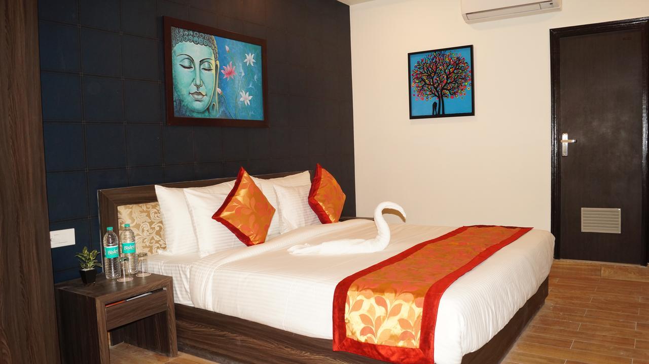 Rnb Select Vijay Palace Divisione di Divisione di Jaipur Esterno foto